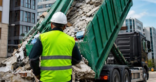 Вывоз строительного мусора в Протвине: услуги лицензированной компании — ПроМусор